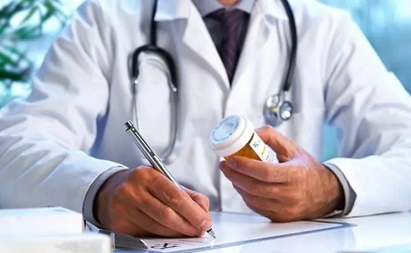 Médico especialista em esporte